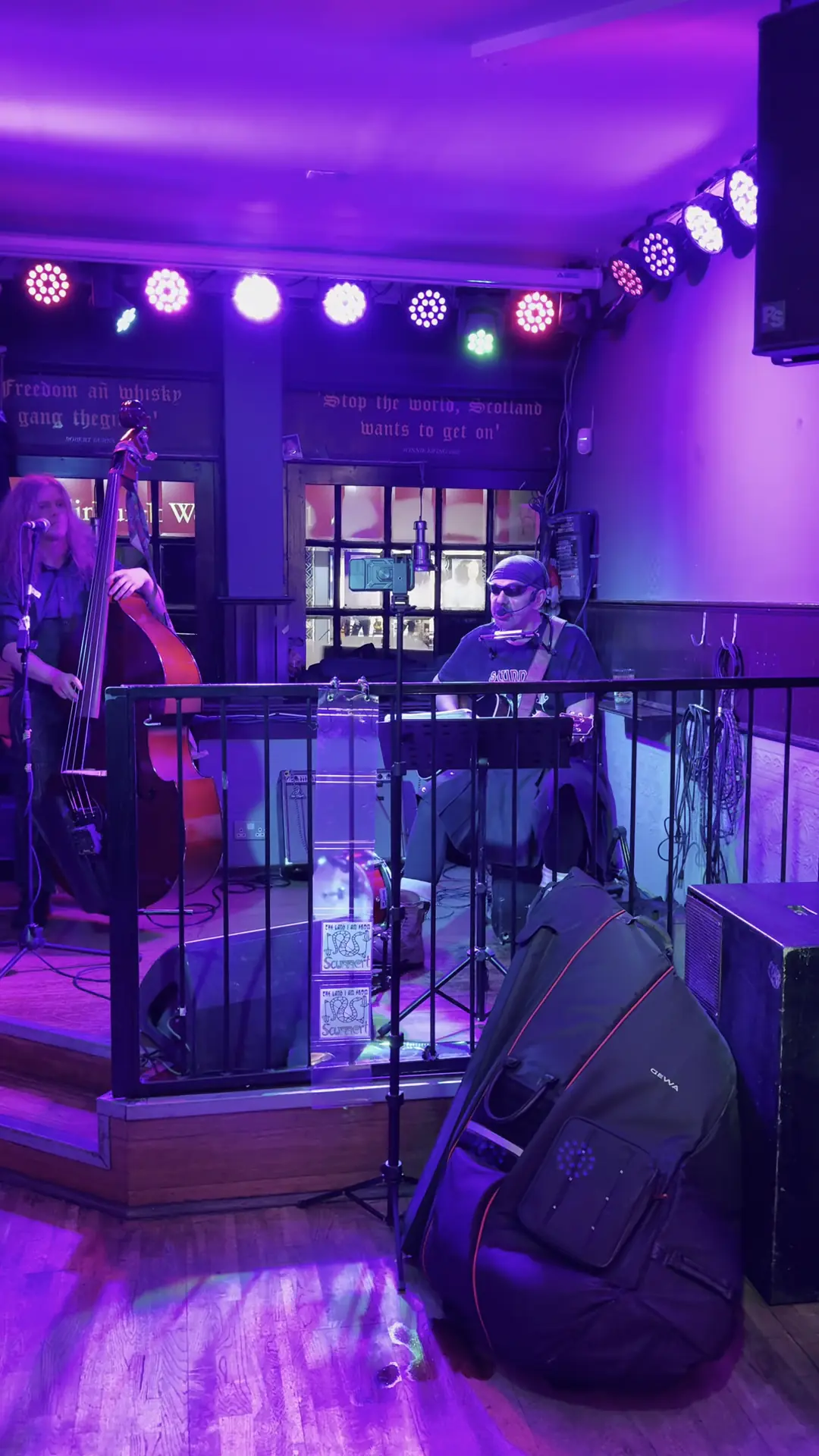 Gellions Bar photo (photo 2 of 3)
