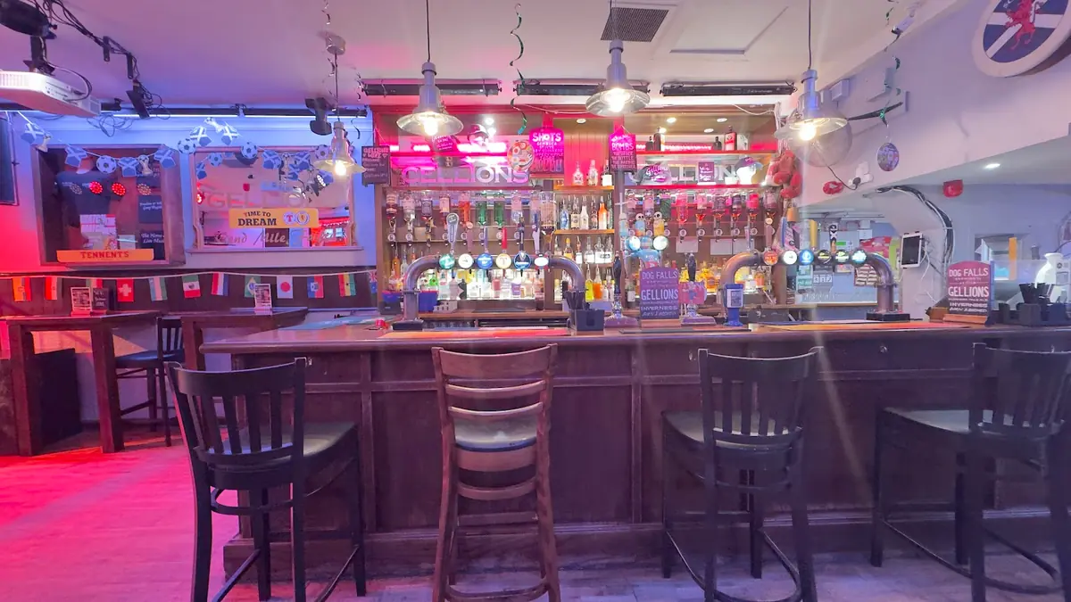 Gellions Bar — Bars in Inverness