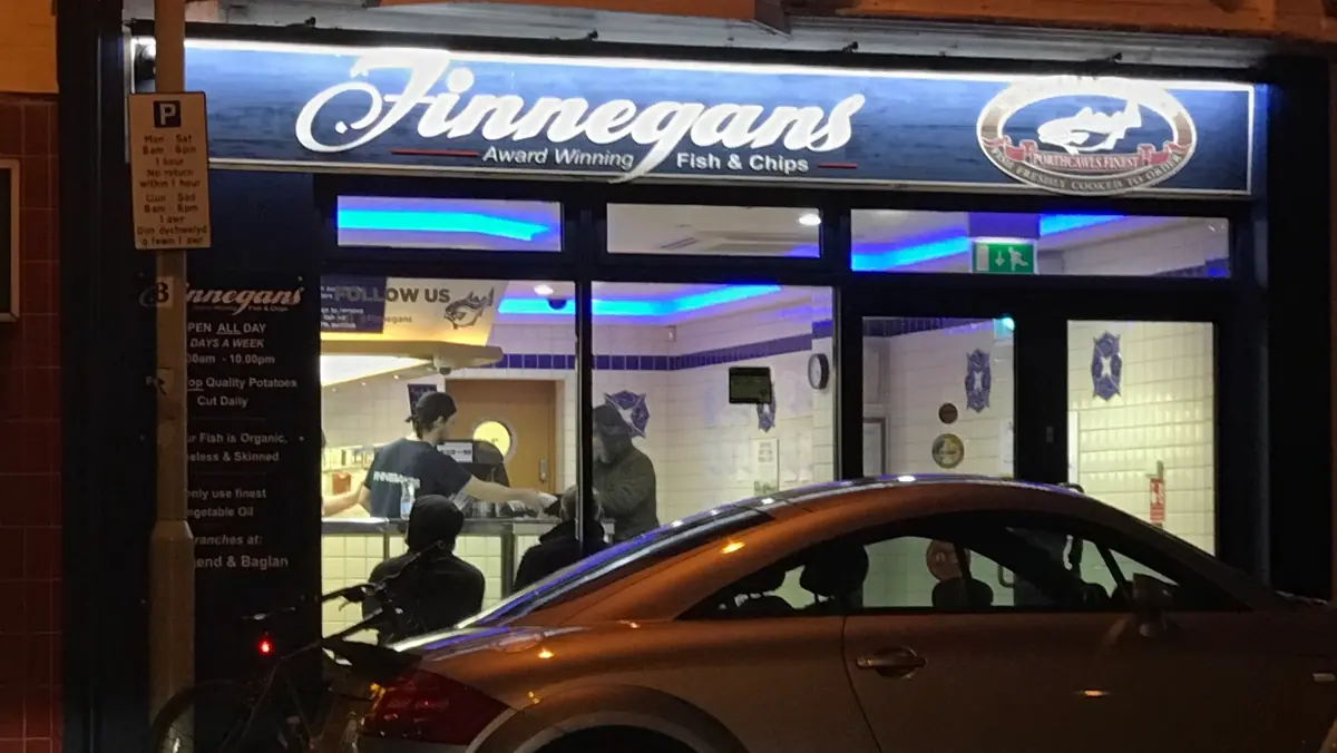 Finnegan’s Takeaway (Only) Fish & Chips Porthcawl
