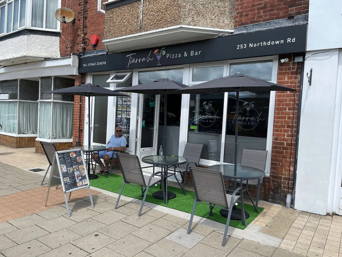 Tiarrah' Pizza Bar — Pizza restaurants in Margate