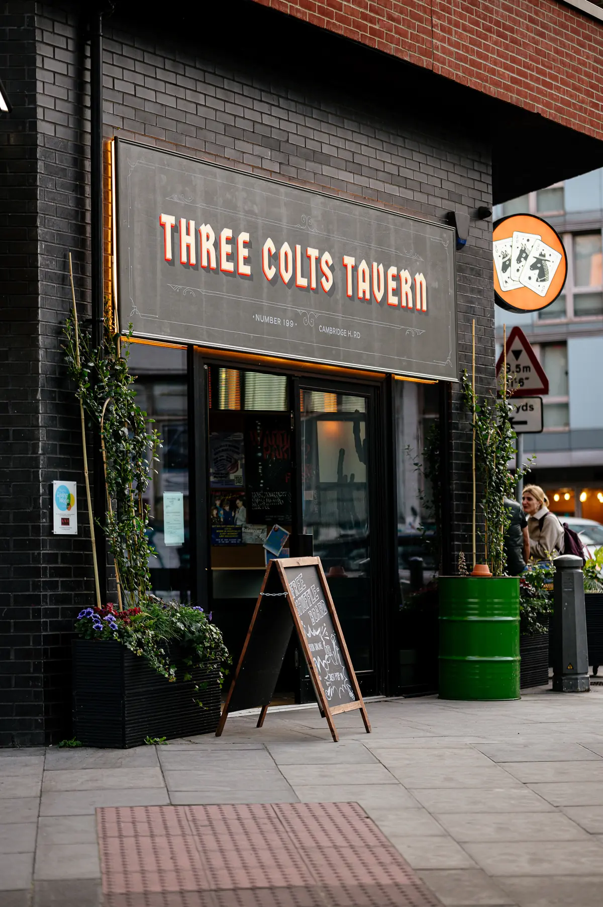 Three Colts Tavern — Bars in London