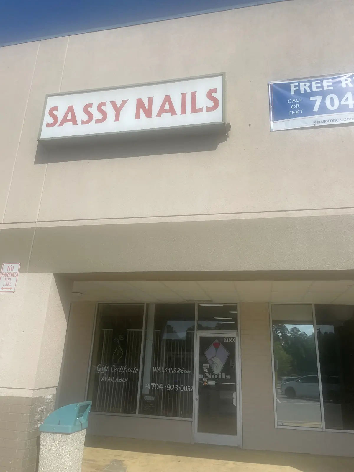 Sassy Nails photo (photo 1 of 3)