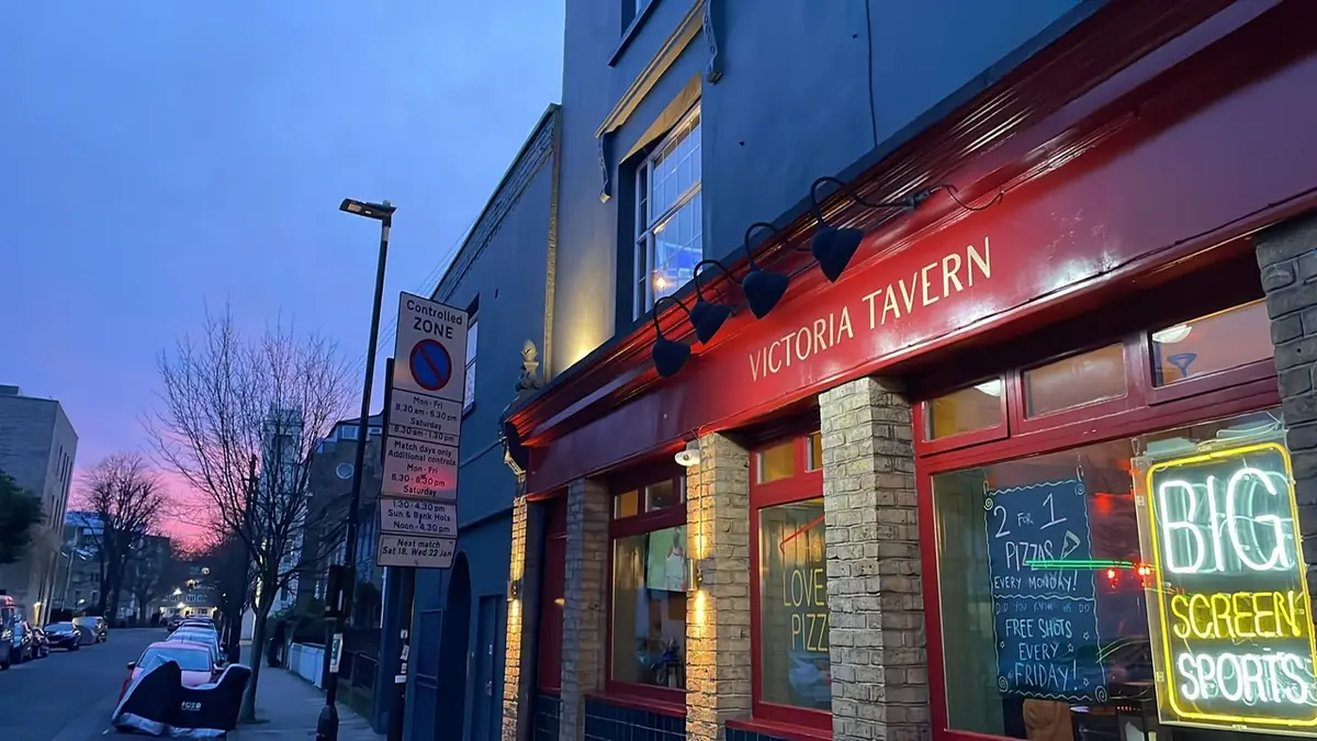 Victoria Tavern N7 — Bars in London