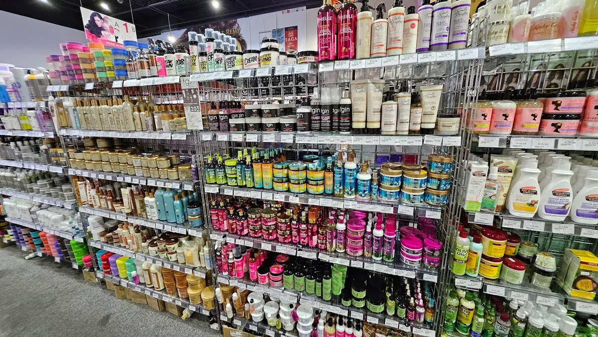 New Hope Beauty Supply photo (photo 1 of 3)