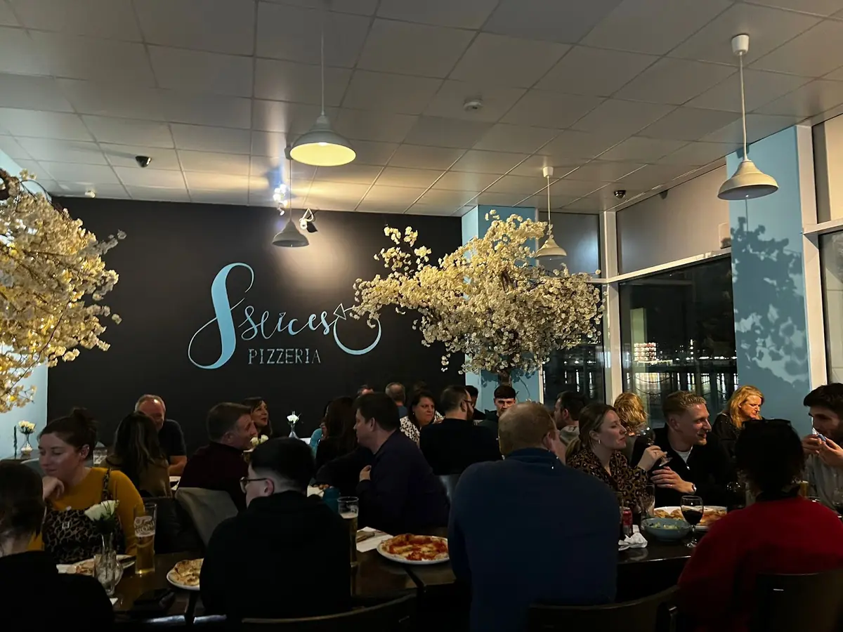8slices pizzeria (Excel London Waterfront)