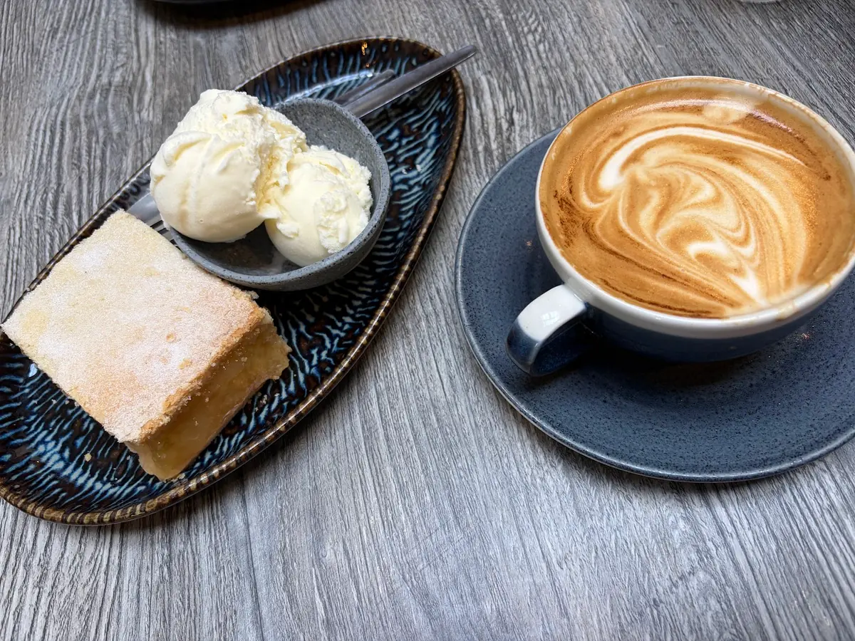 The Apple Pie Cafe and Bakery photo (photo 3 of 3)