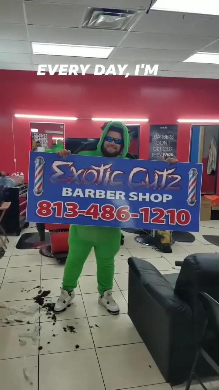 Exotic cutz Barbershop photo (photo 2 of 3)
