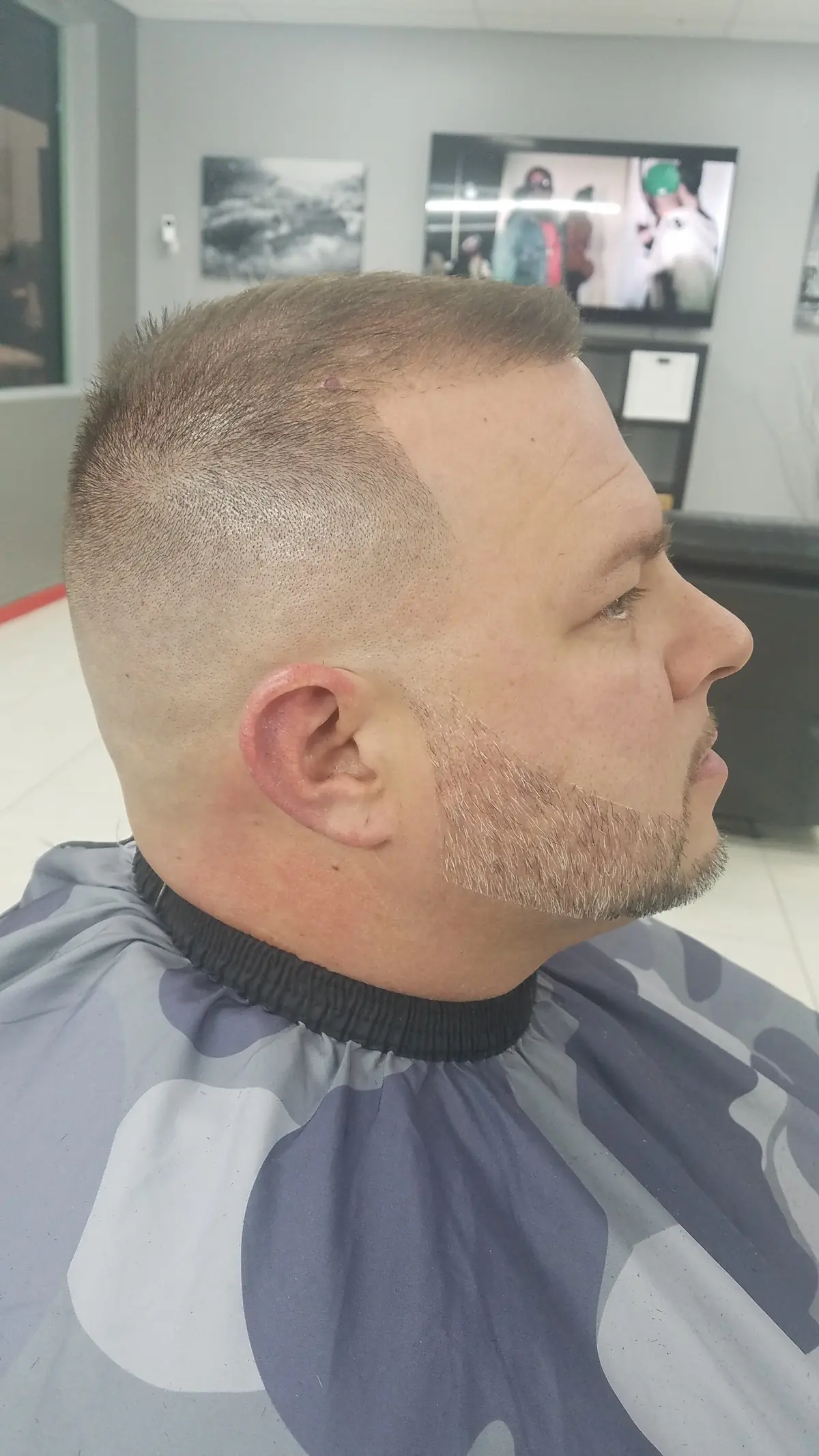 Exotic cutz Barbershop — Barbershops in Tampa