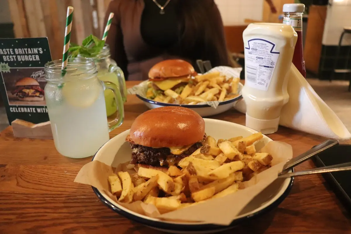 Honest Burgers Windsor photo (photo 1 of 3)
