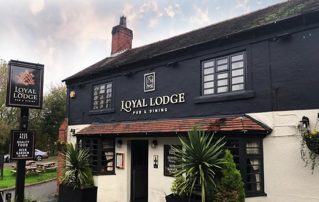 Loyal Lodge Inn photo (photo 1 of 3)