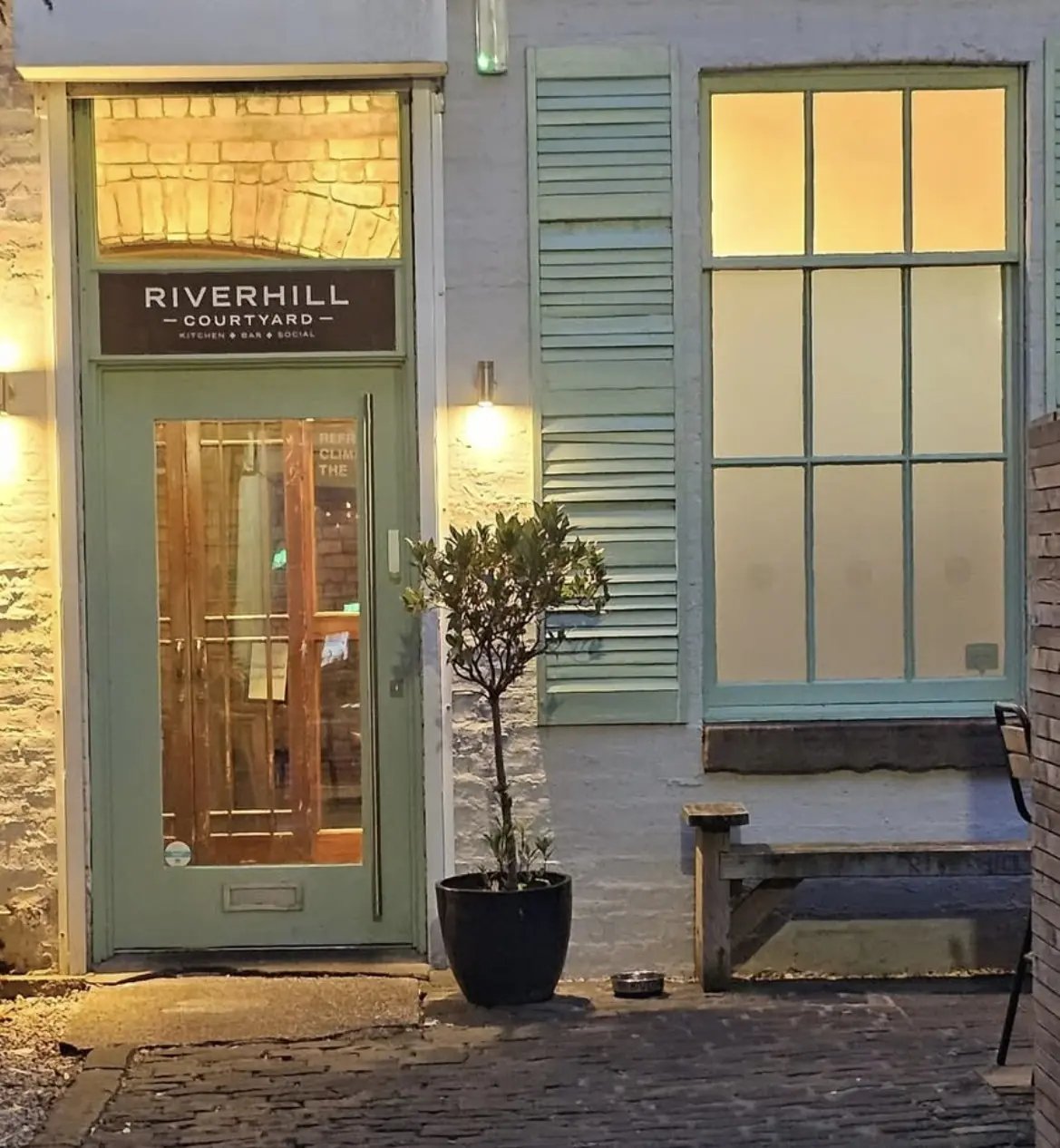 Riverhill Cafe, Bar & Restaurant