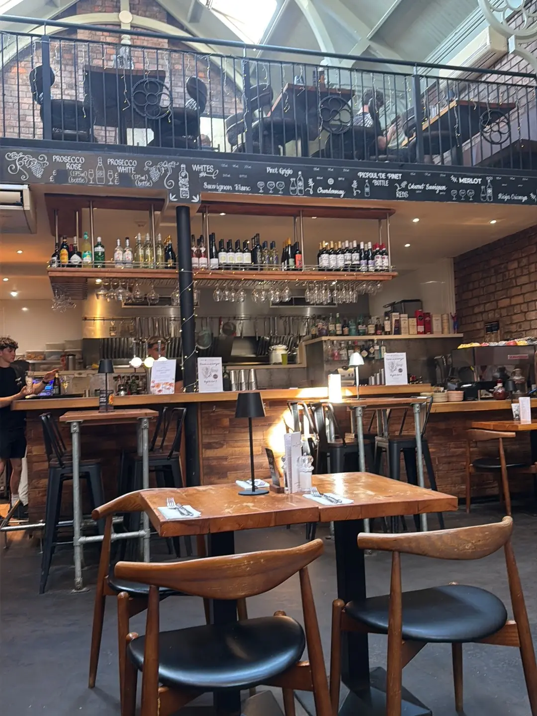 Riverhill Cafe, Bar & Restaurant photo (photo 3 of 3)