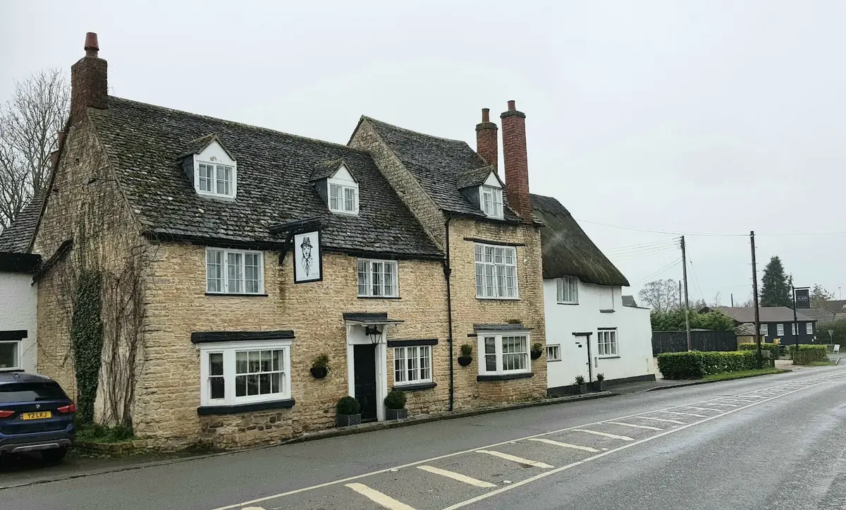 The Lion, Tredington photo (photo 2 of 3)