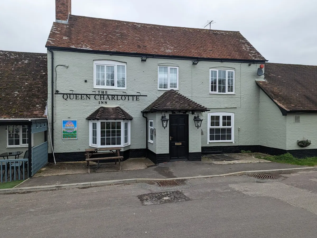 The Queen Charlotte Inn photo (photo 3 of 3)