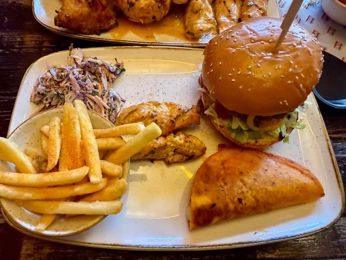 UMAMI Street Food photo (photo 3 of 3)