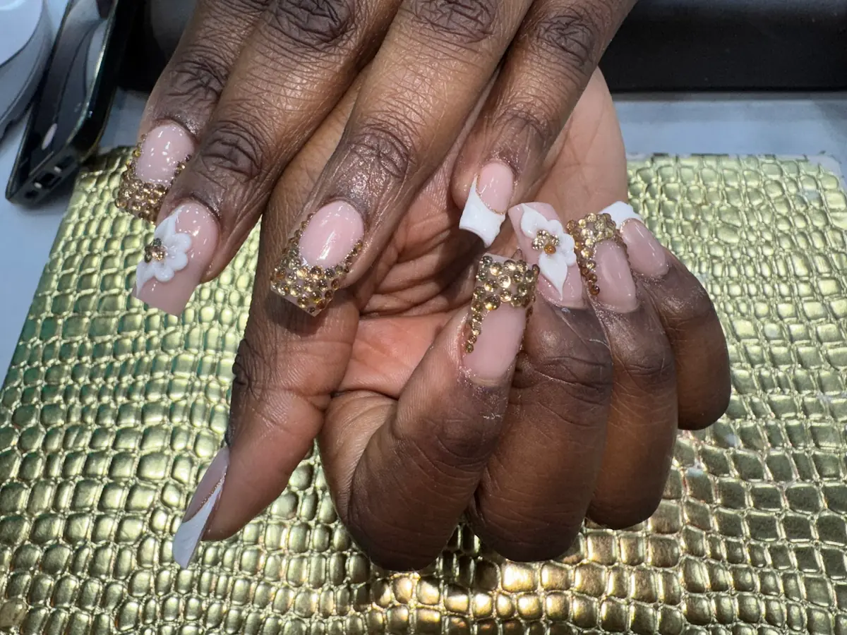 S&H Nail and Beauty photo (photo 2 of 3)