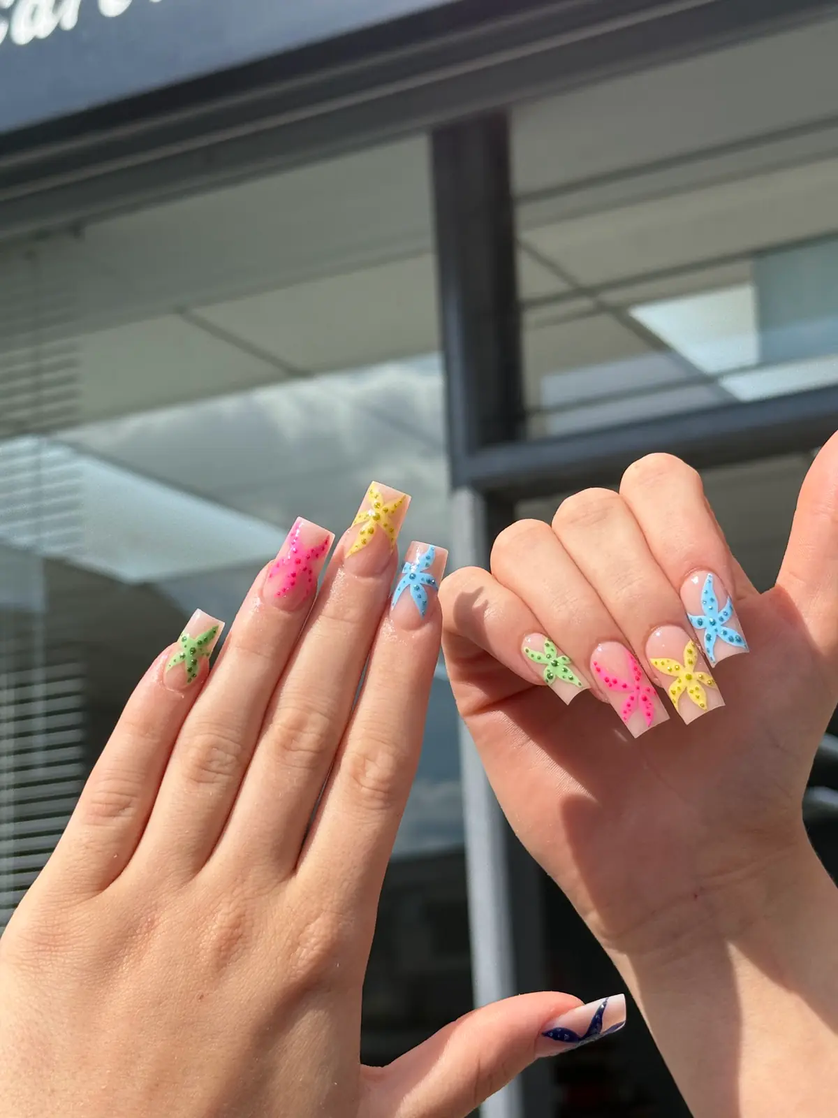 Nail Bar photo (photo 2 of 3)