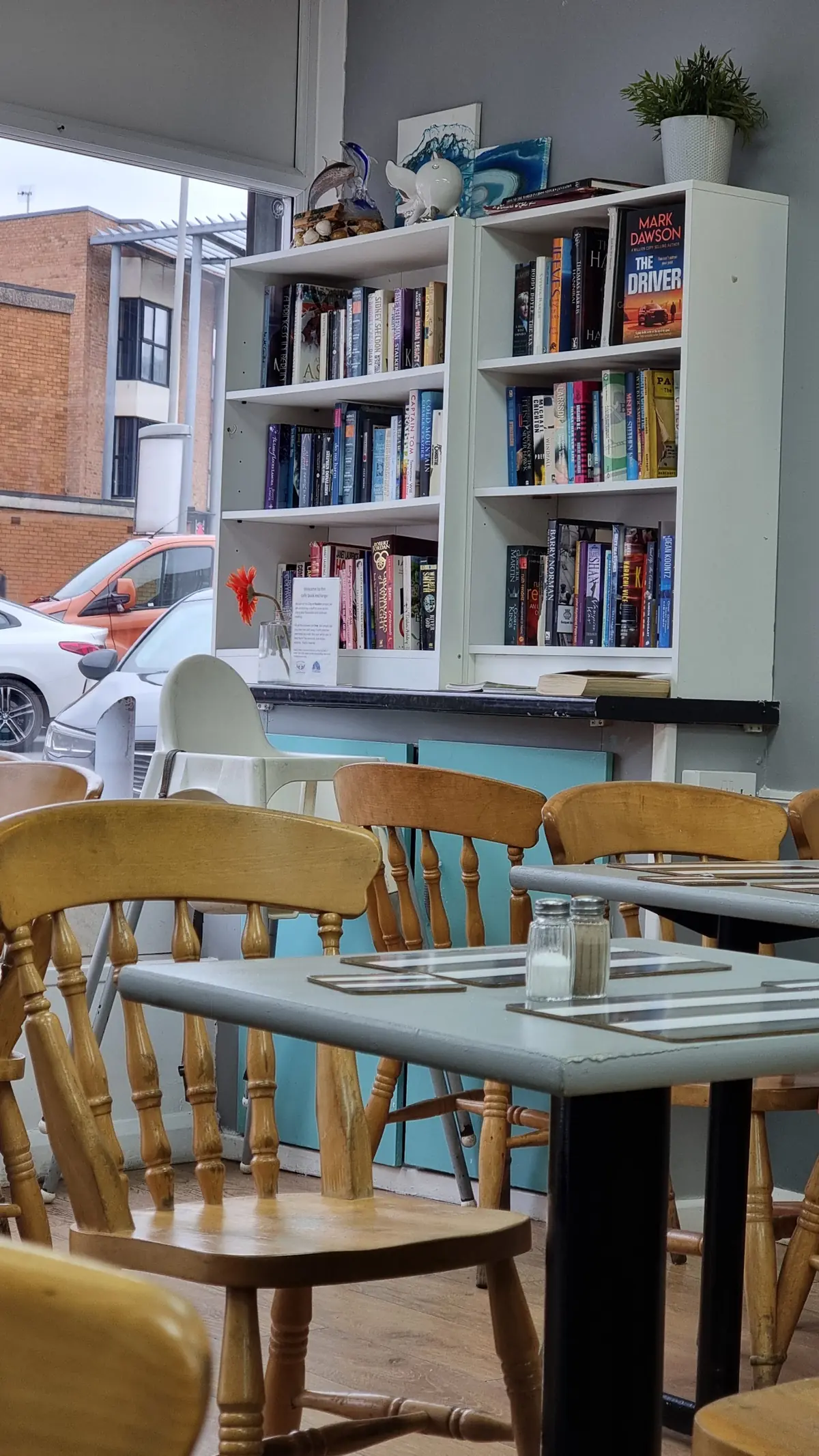 Dolphin Cafe — Cafes in Liverpool