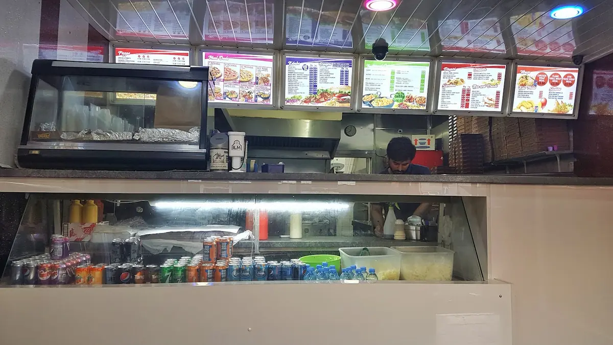 Hamza Takeaway photo (photo 3 of 3)