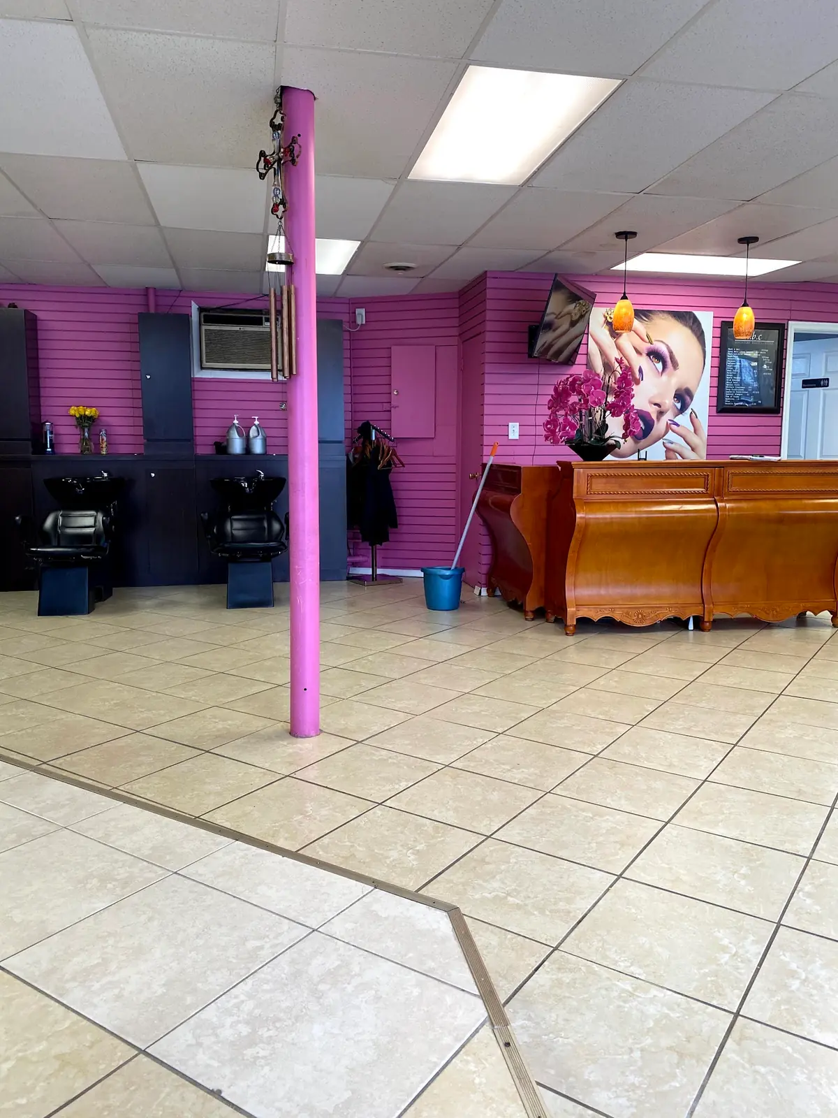 Dominican Beauty Center photo (photo 1 of 3)