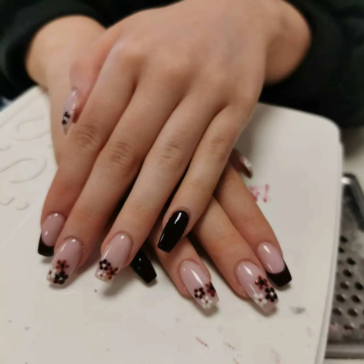 Wonderful Nail Bar photo (photo 2 of 3)