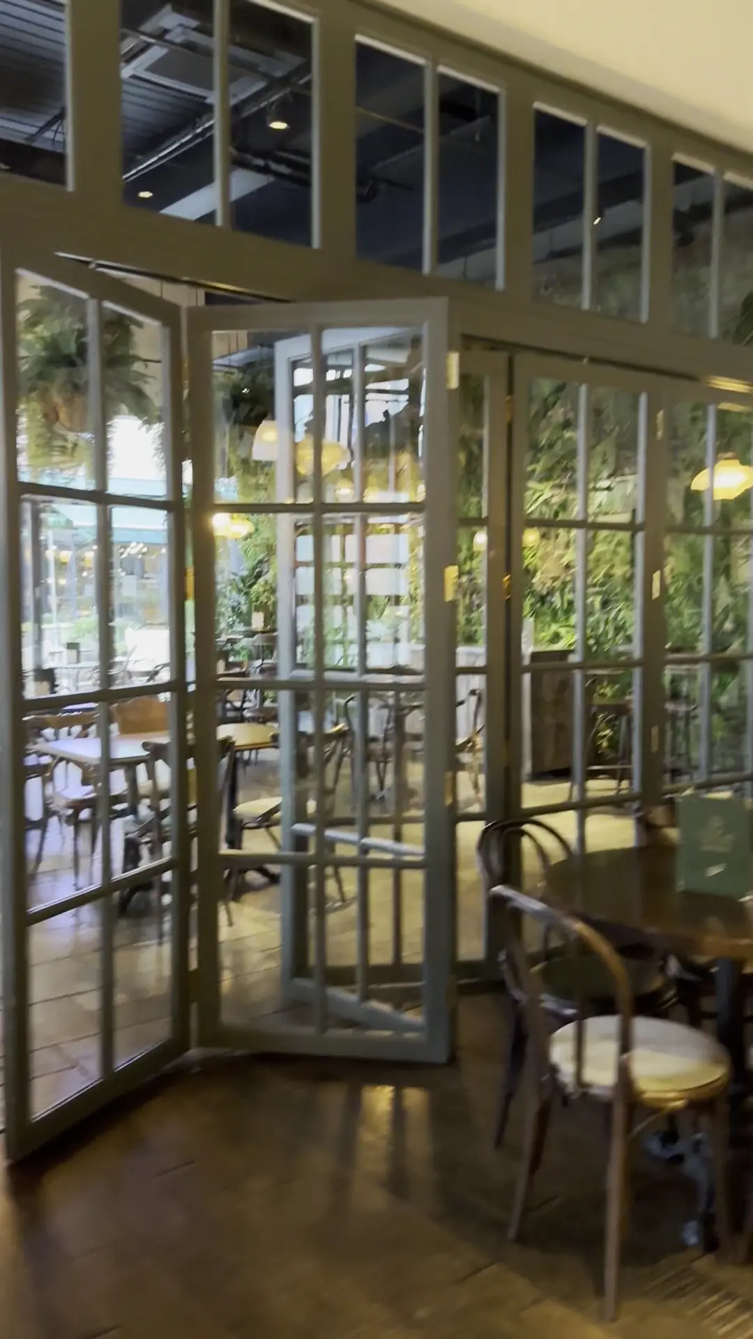 The Botanist Cheltenham photo (photo 1 of 3)