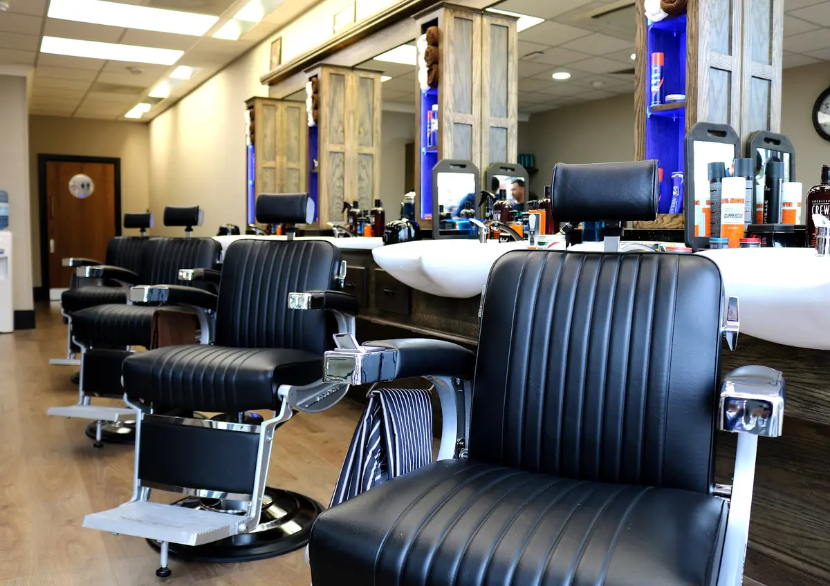 W5 BARBERS photo (photo 3 of 3)