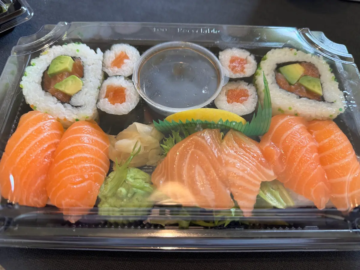 YoKoSo Sushi & Bento photo (photo 3 of 3)