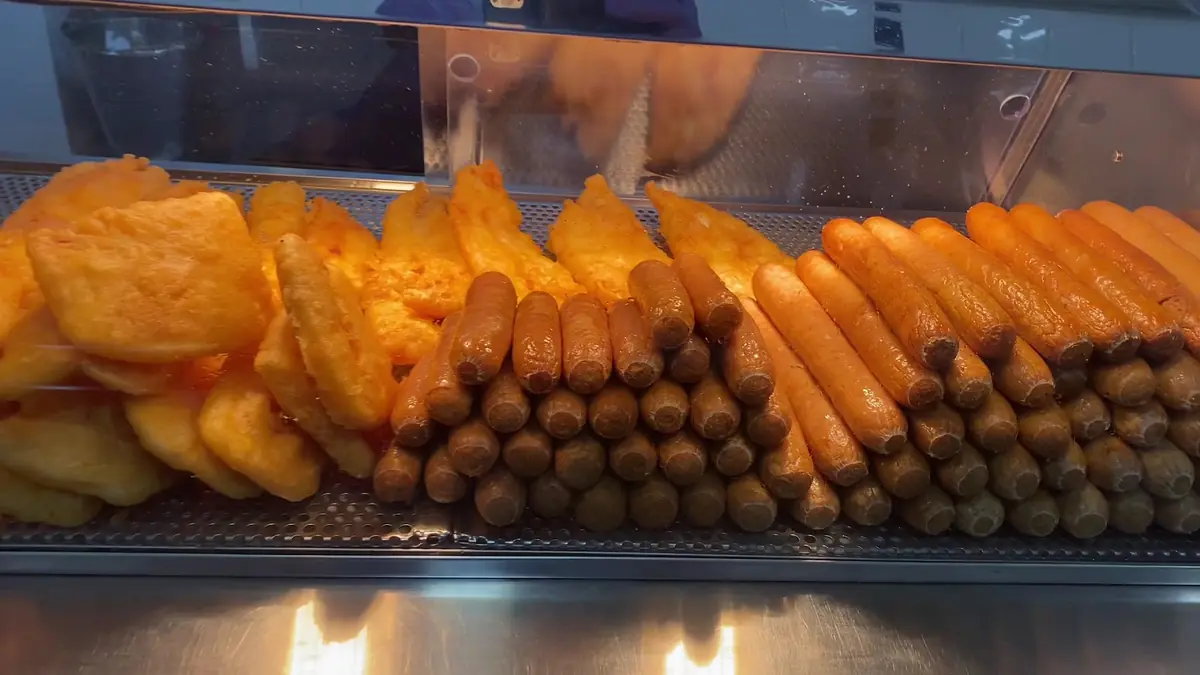 Kitt Green Chippy photo (photo 1 of 3)