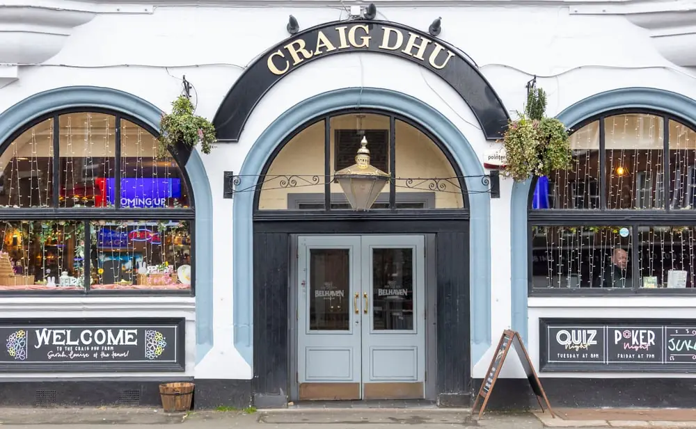 The Craig Dhu — Bars in Paisley