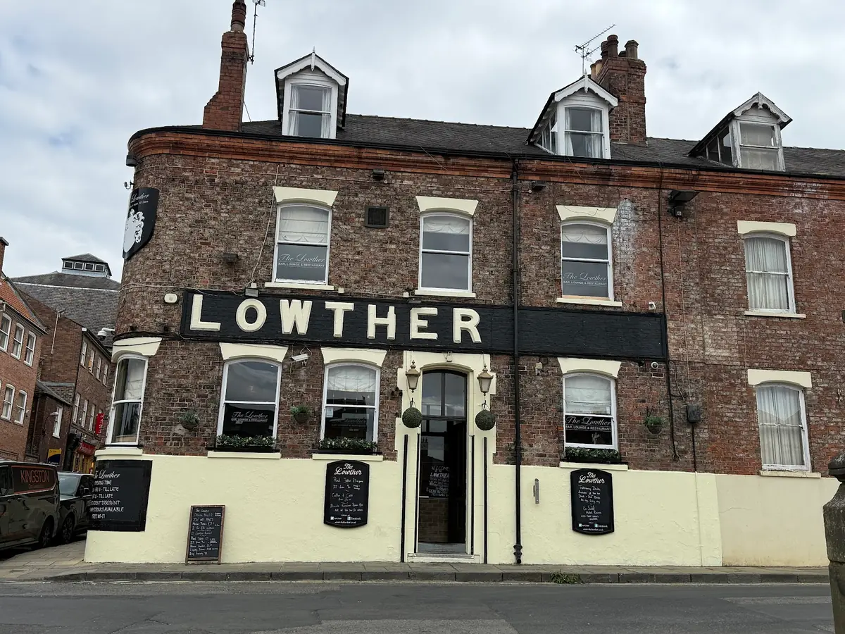 The Lowther photo (photo 3 of 3)