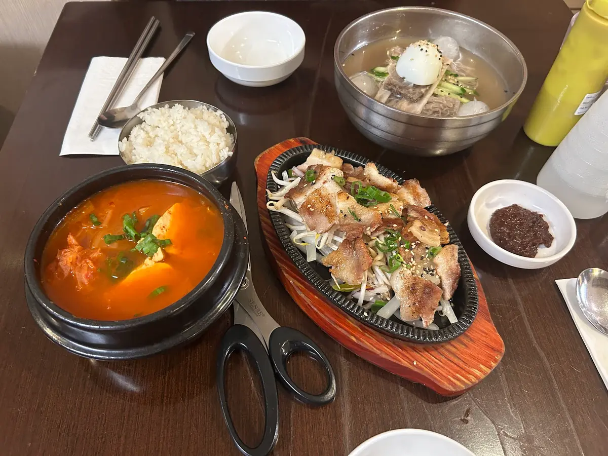 WooJung photo (photo 3 of 3)