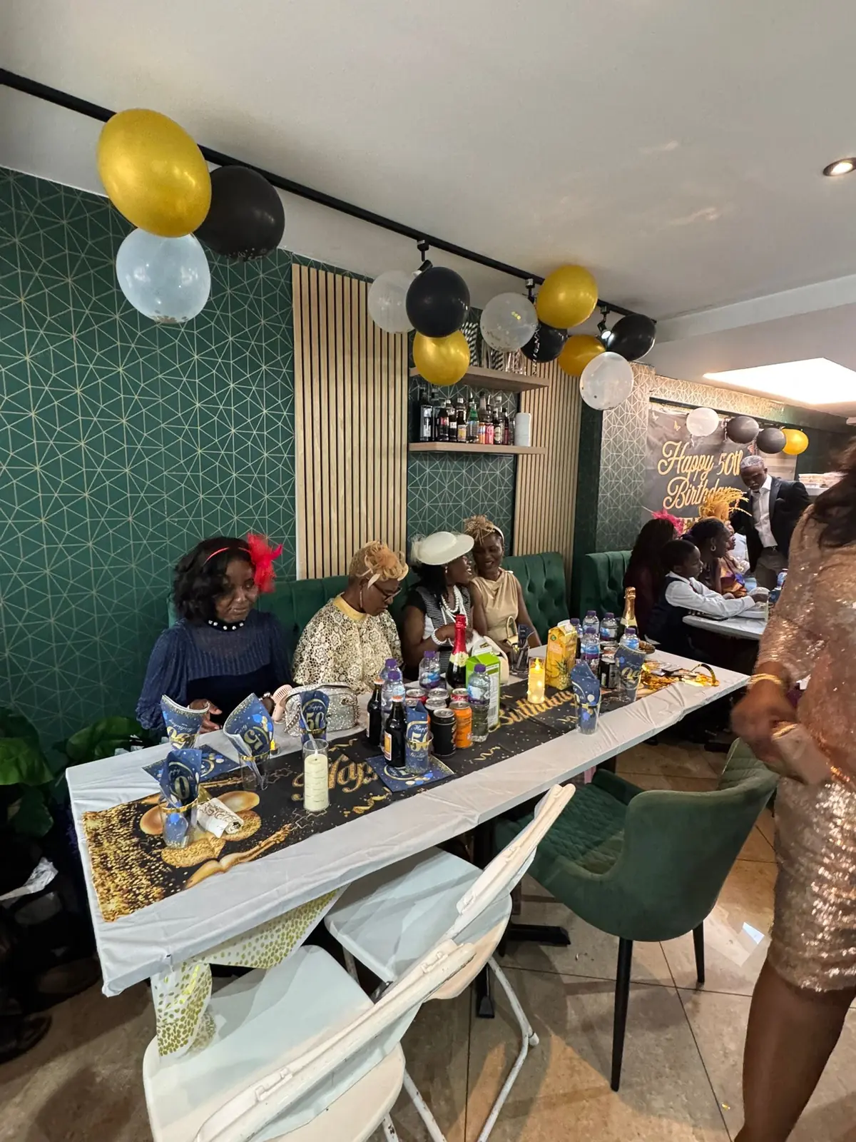 Trybes Restaurant & Grill