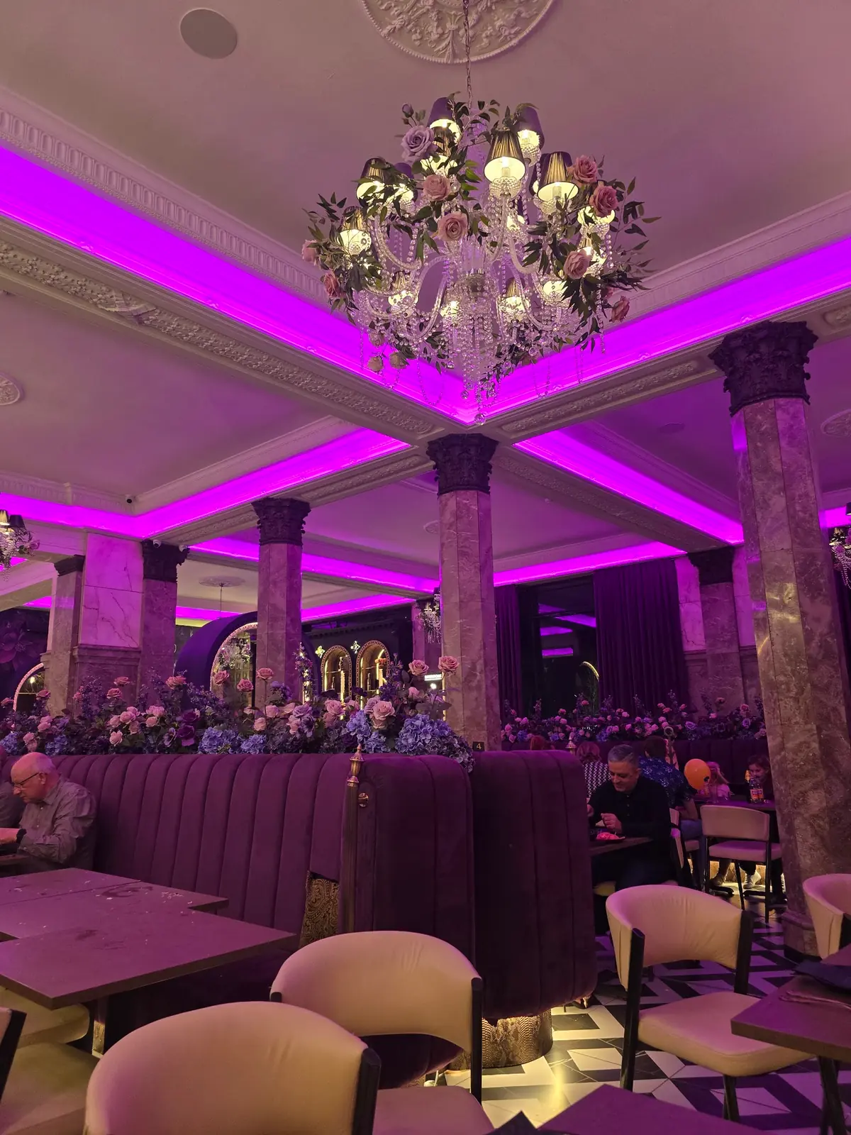 Lala's Restaurant — Indian restaurants in Huddersfield