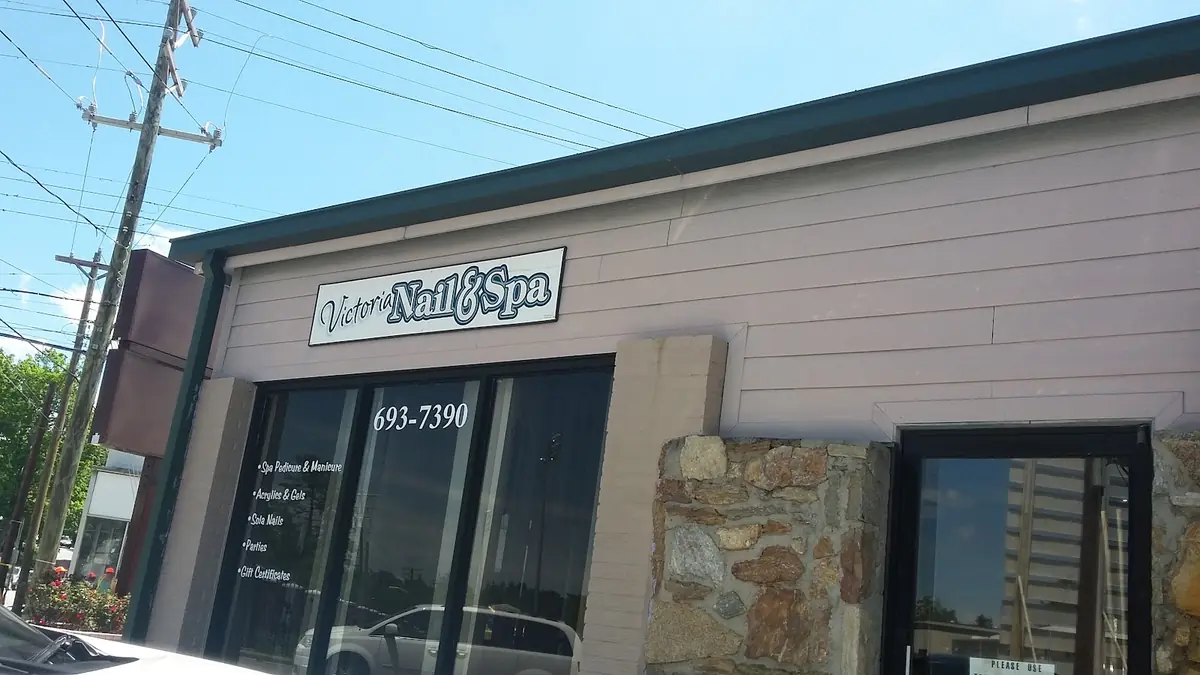 Victoria's Nail & Spa photo (photo 1 of 3)