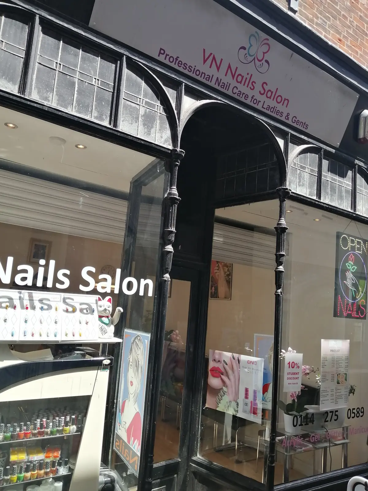 V N Nail Salon photo (photo 6 of 7)