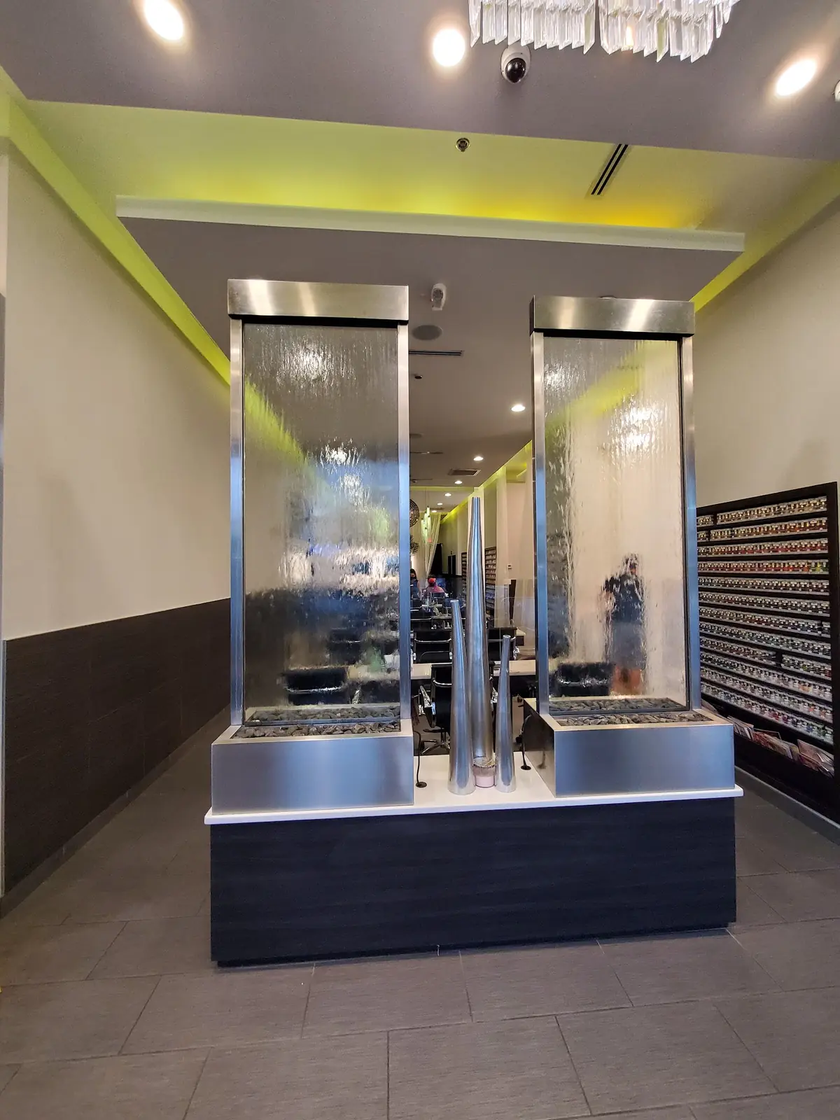 V Spa & Nail Studio photo (photo 3 of 3)