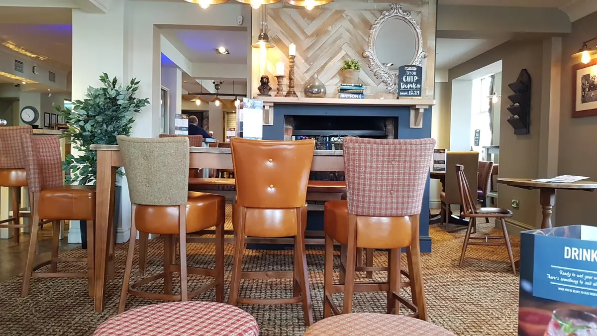 The Crown — Bars in Southport