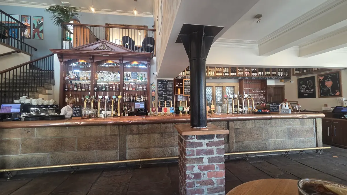 Old Gate Bar & Restaurant photo (photo 1 of 3)