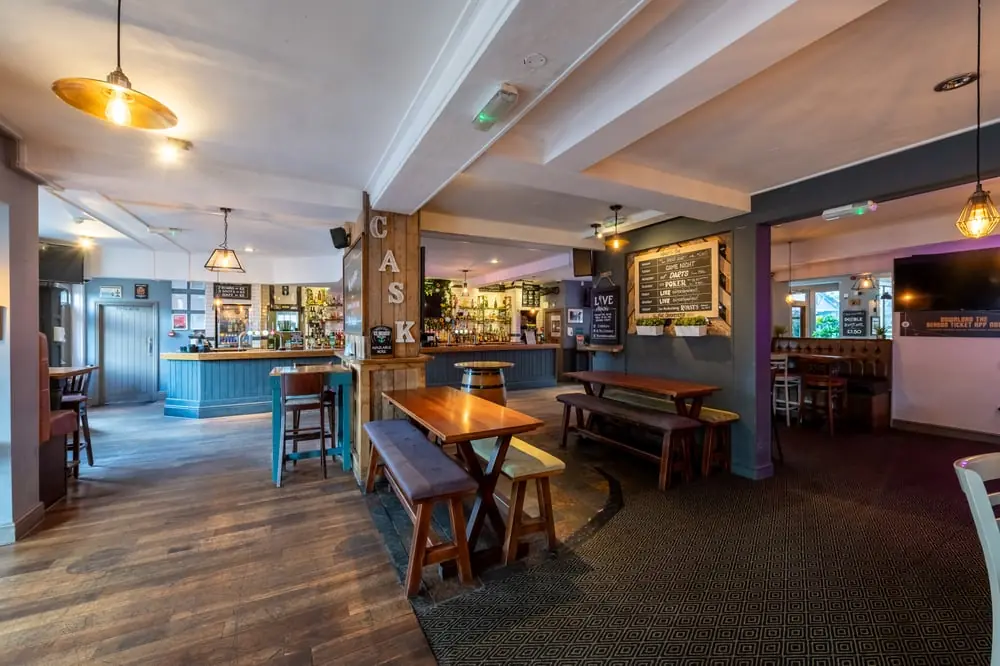 Cricketers — Bars in Gillingham