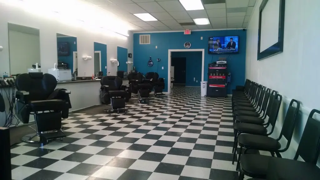 Simply Blessed Barber and Beauty photo (photo 6 of 7)