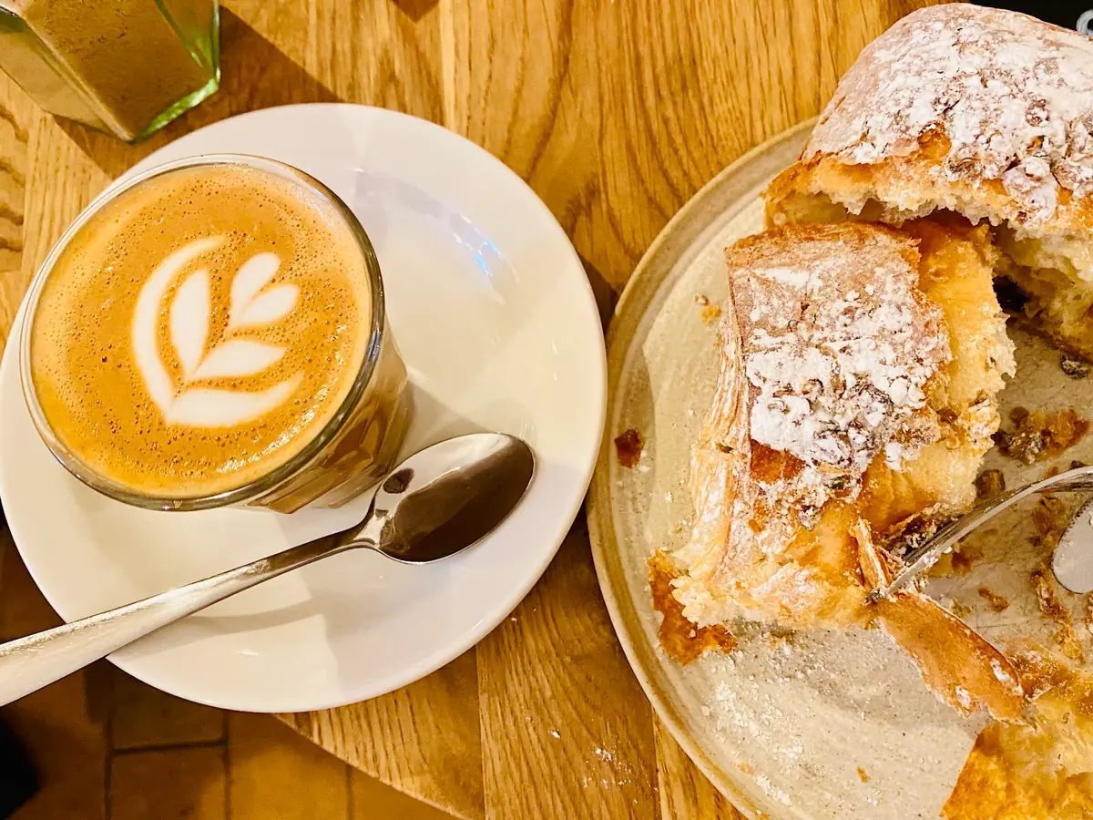 Pages Coffee House photo (photo 1 of 3)