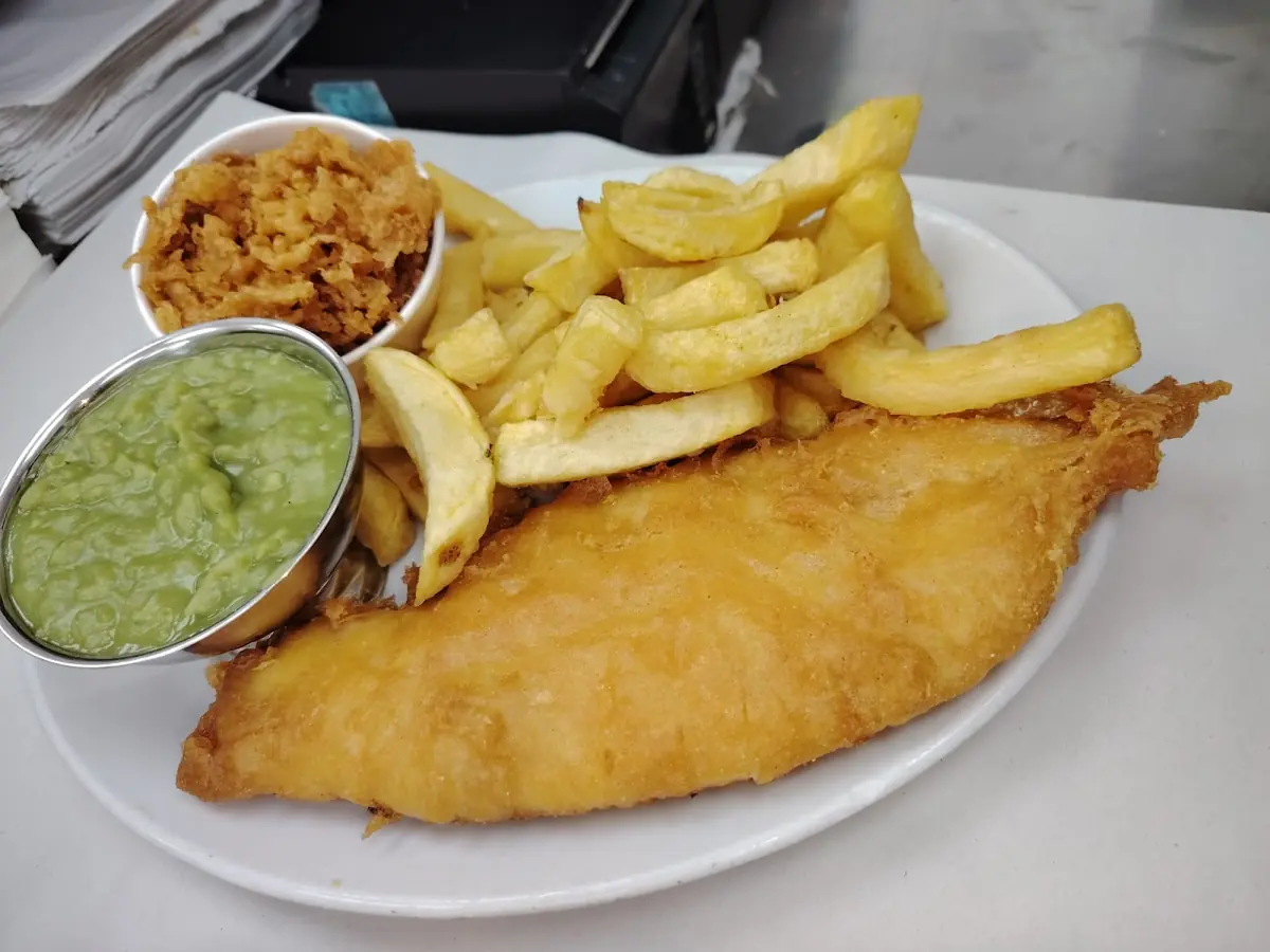 Salty's Fish & Chips photo (photo 1 of 3)