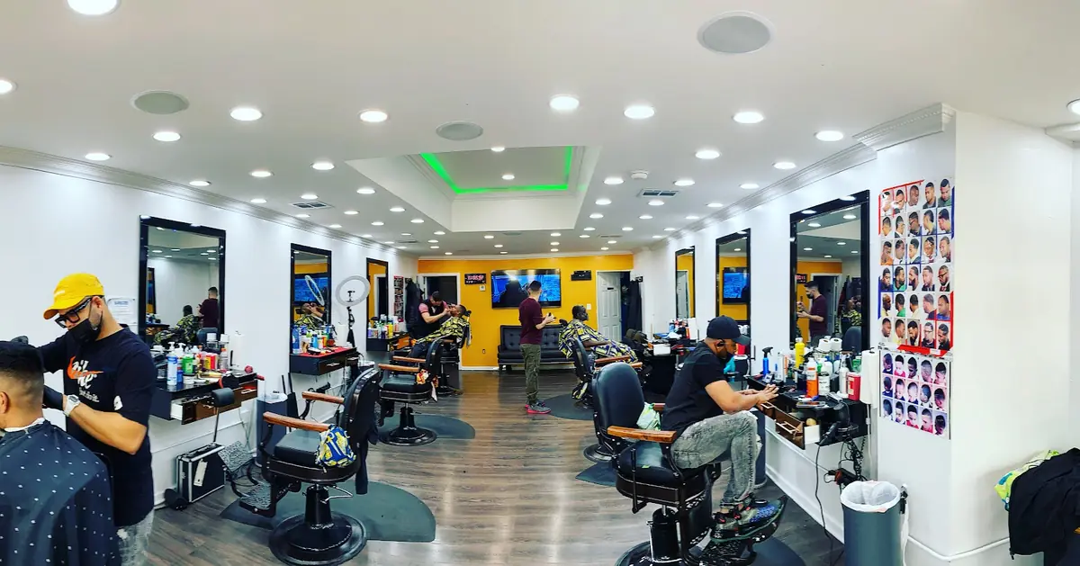 Diamond Barber Shop photo (photo 3 of 3)
