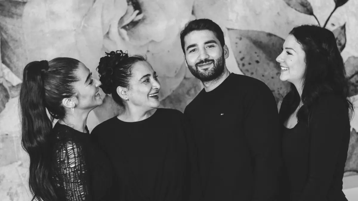 Yeda Hair & Beauty — Hair Salons in Bad Honnef