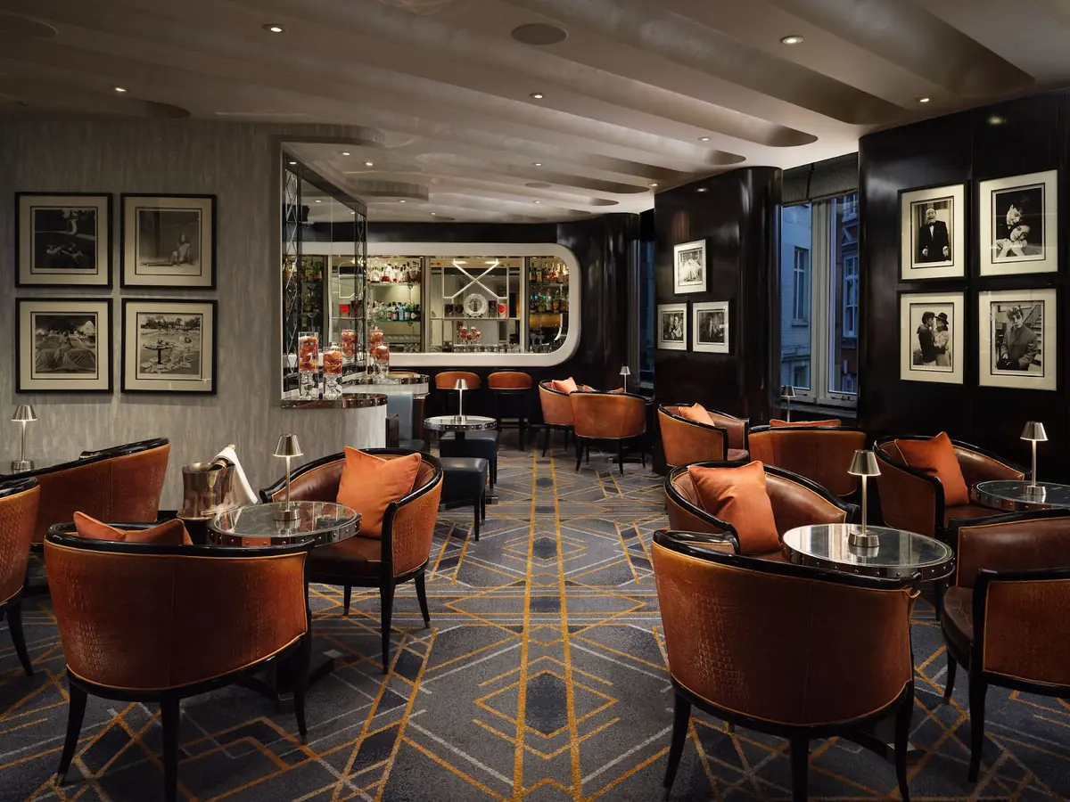 AMERICAN BAR