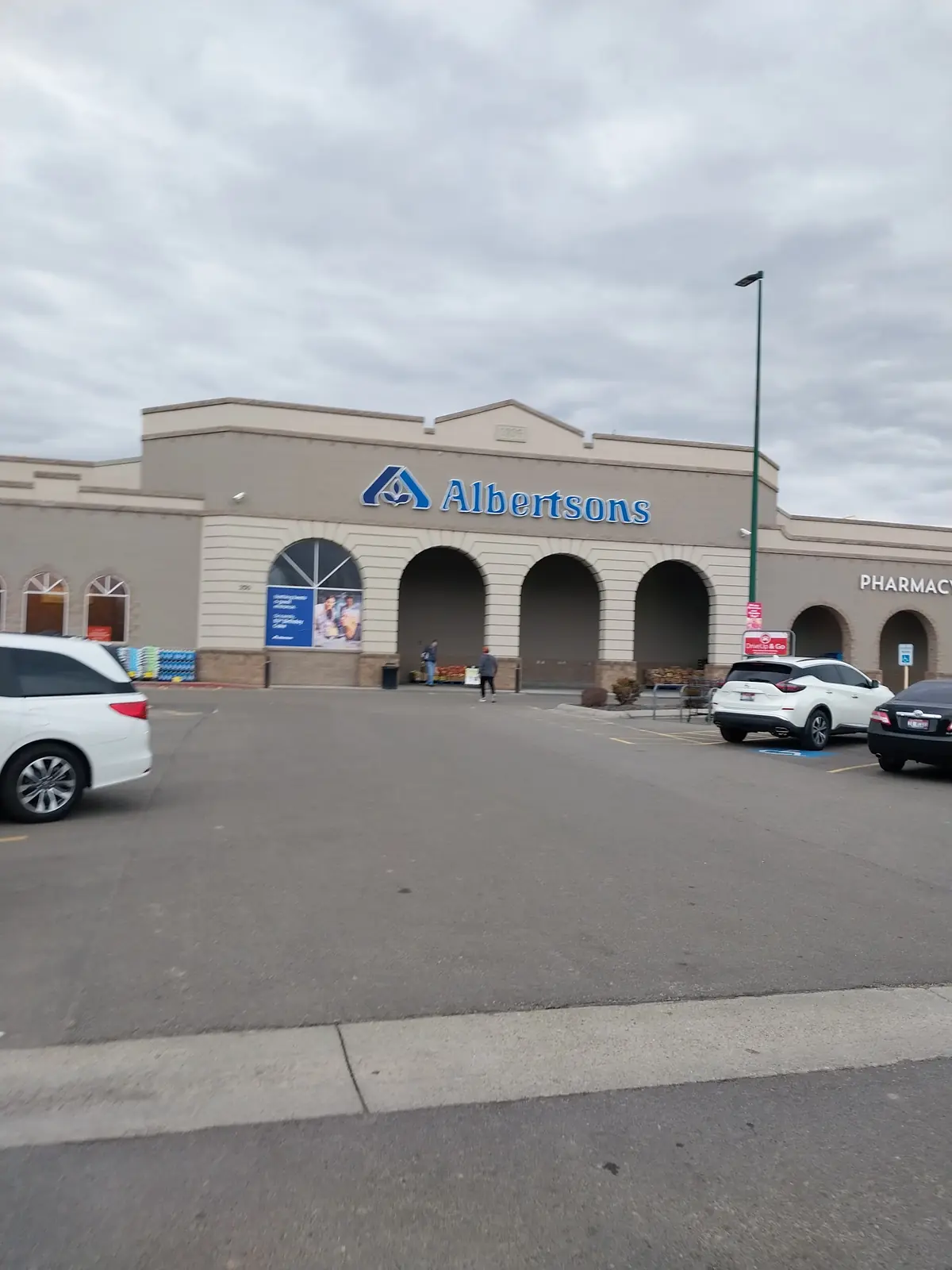 Eagle Plaza — Shopping Malls in Eagle