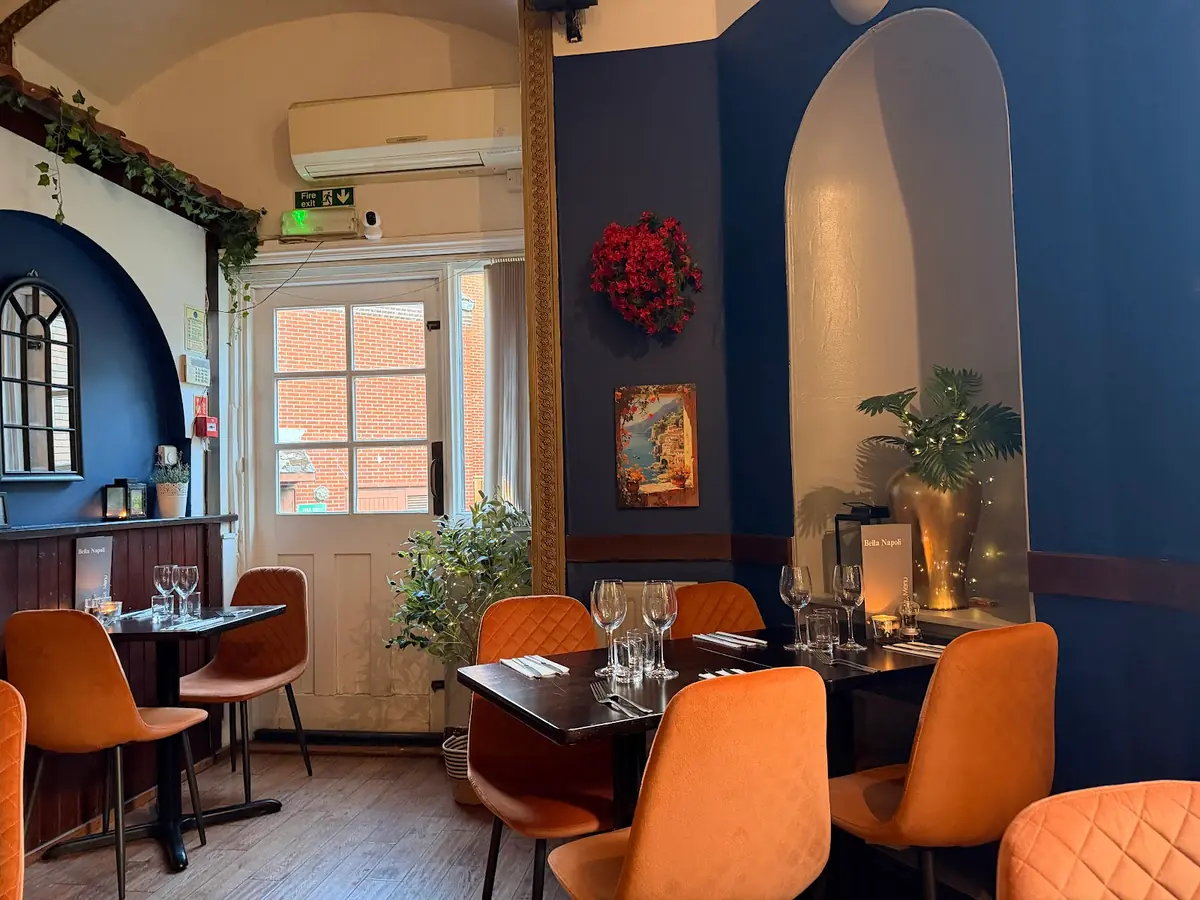 Bella Napoli Abingdon Restaurant & Pizzeria photo (photo 1 of 3)