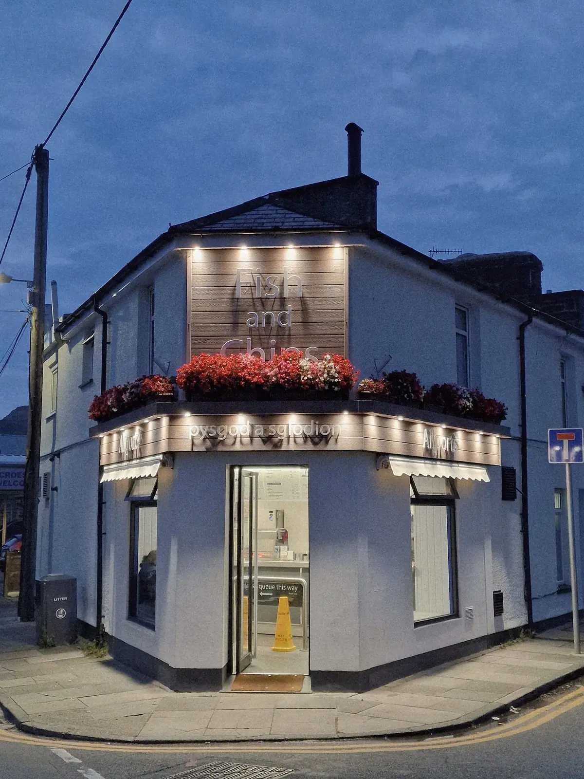 Allports Fish & Chips Porthmadog — Restaurants in Porthmadog