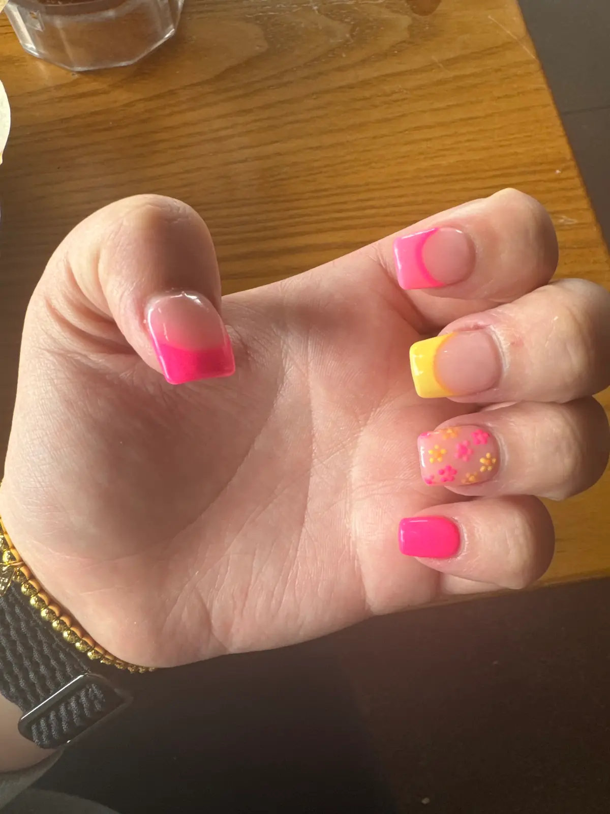 Daisy Nails — Nail Salons in Scottsbluff